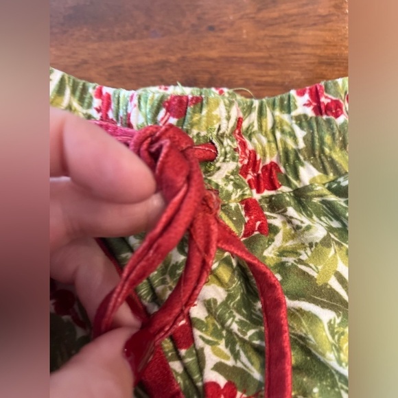 SweetHoney red green 2 piece button up pajamas - Picture 2 of 8